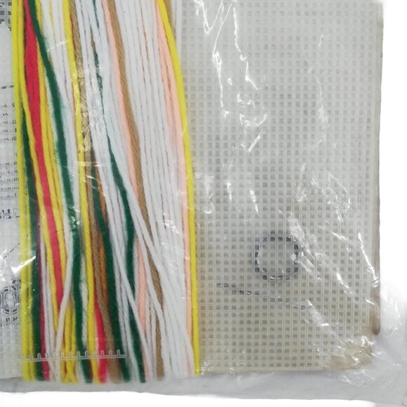 Canvas Carousel Plastic Kit Angel Mobile Christmas Snowflake Dove New Vtg 80s - Picture 9 of 10